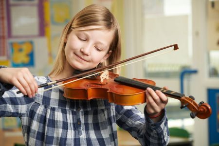 Los beneficios de tocar un instrumento musical